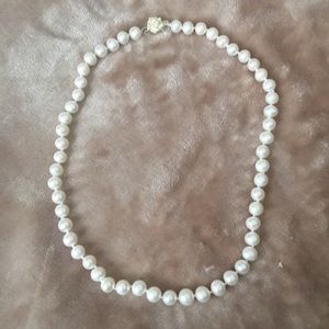 16 inch Freshwater Pearl Necklace